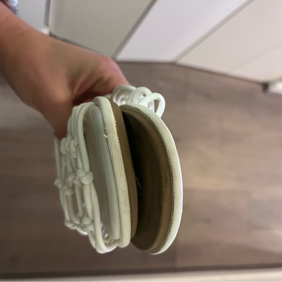 Seychelles Authentic White Strappy Slide Sandals / Mykonos sandal - Picture 4 of 6